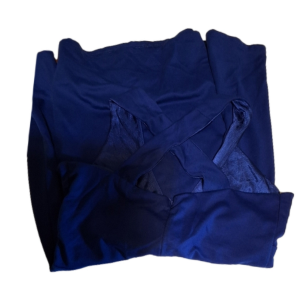 Get Party Ready with This Little Blue Dress XL - Picture 5 of 9